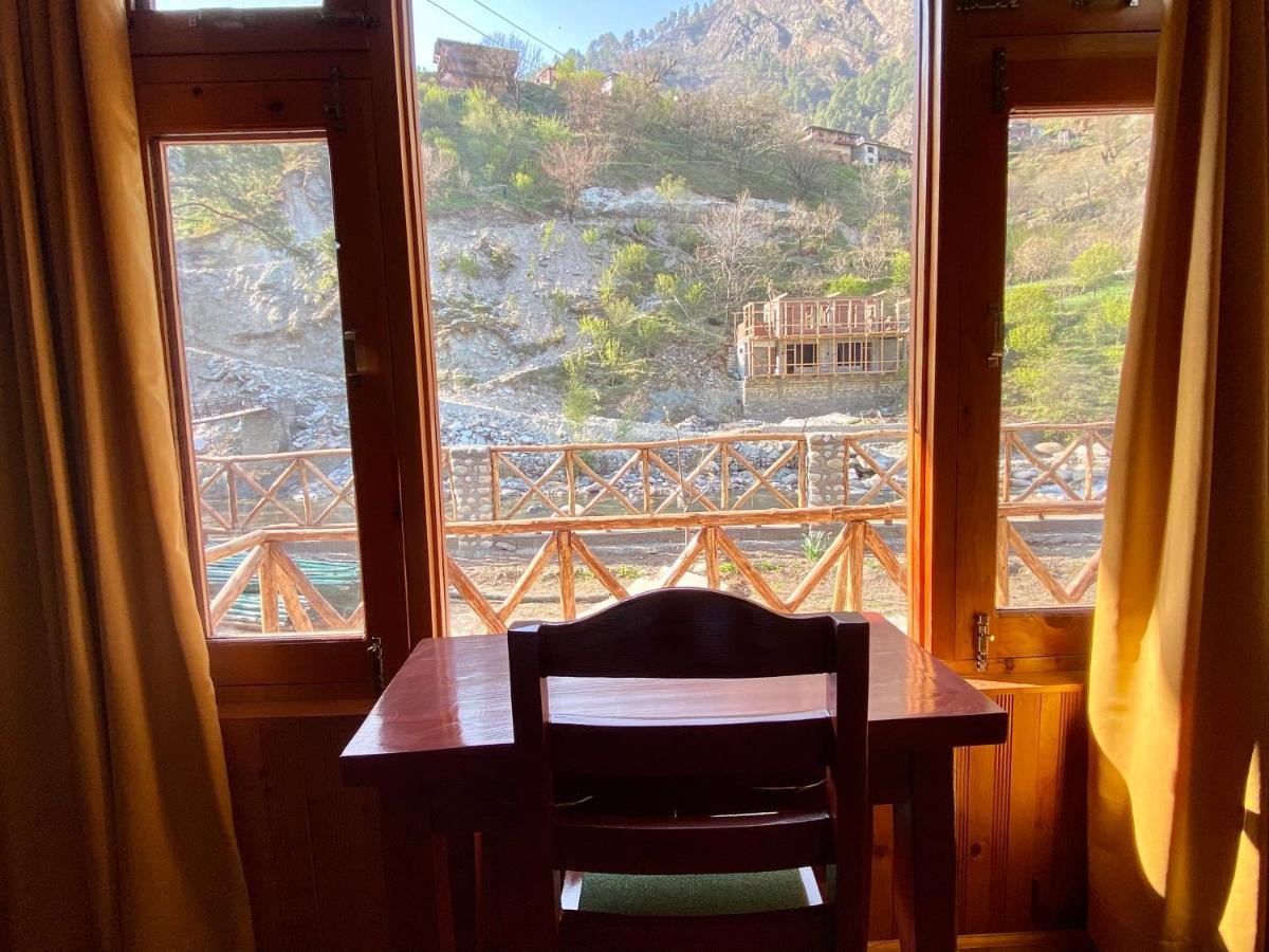 Shivadya Tirthan - Tirthan Valley Gushaini Extérieur photo